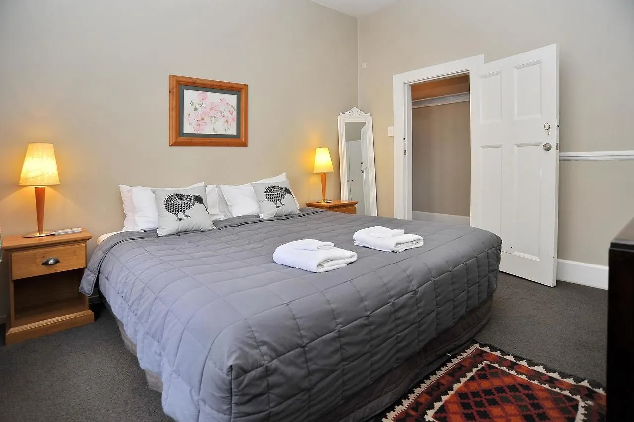 Clarence House - Christchurch Holiday Homes