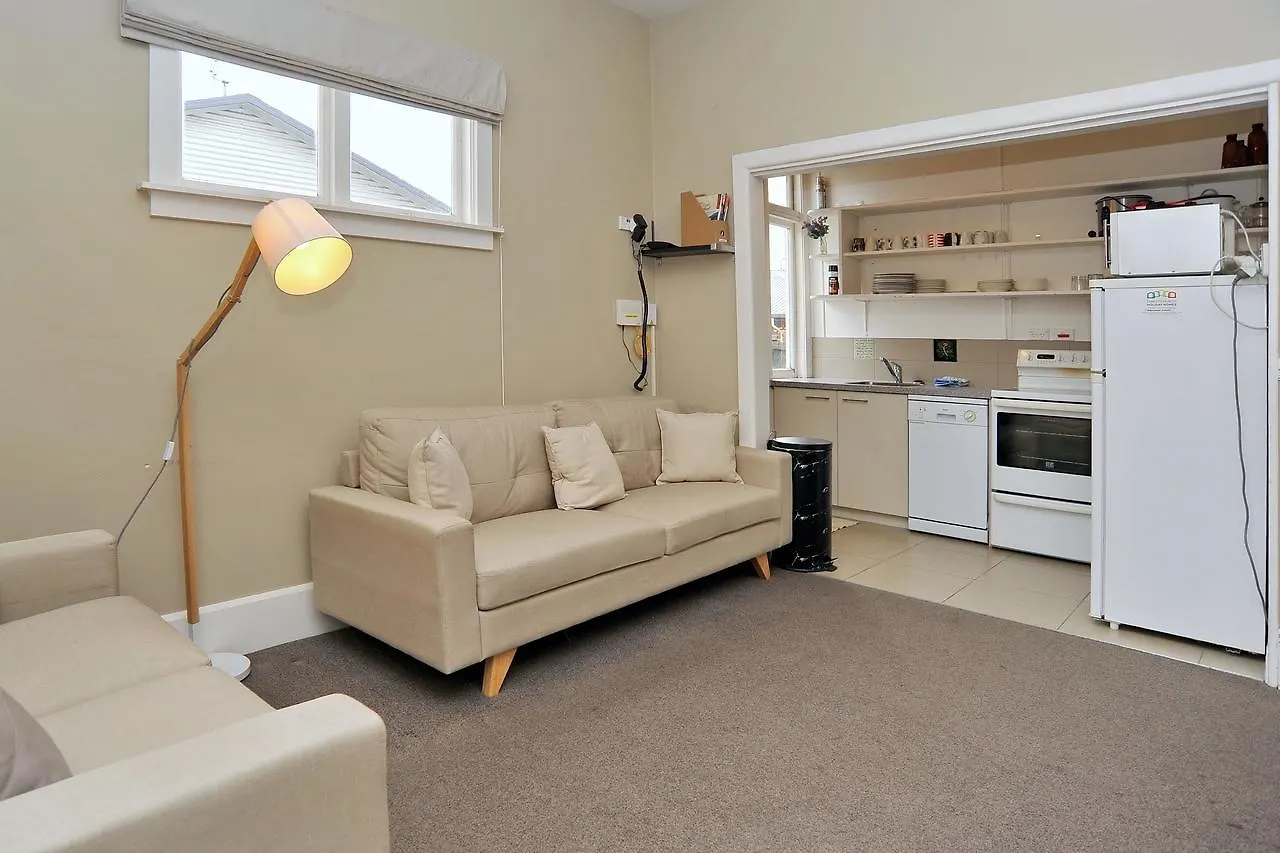 Clarence House - Christchurch Holiday Homes New Zealand