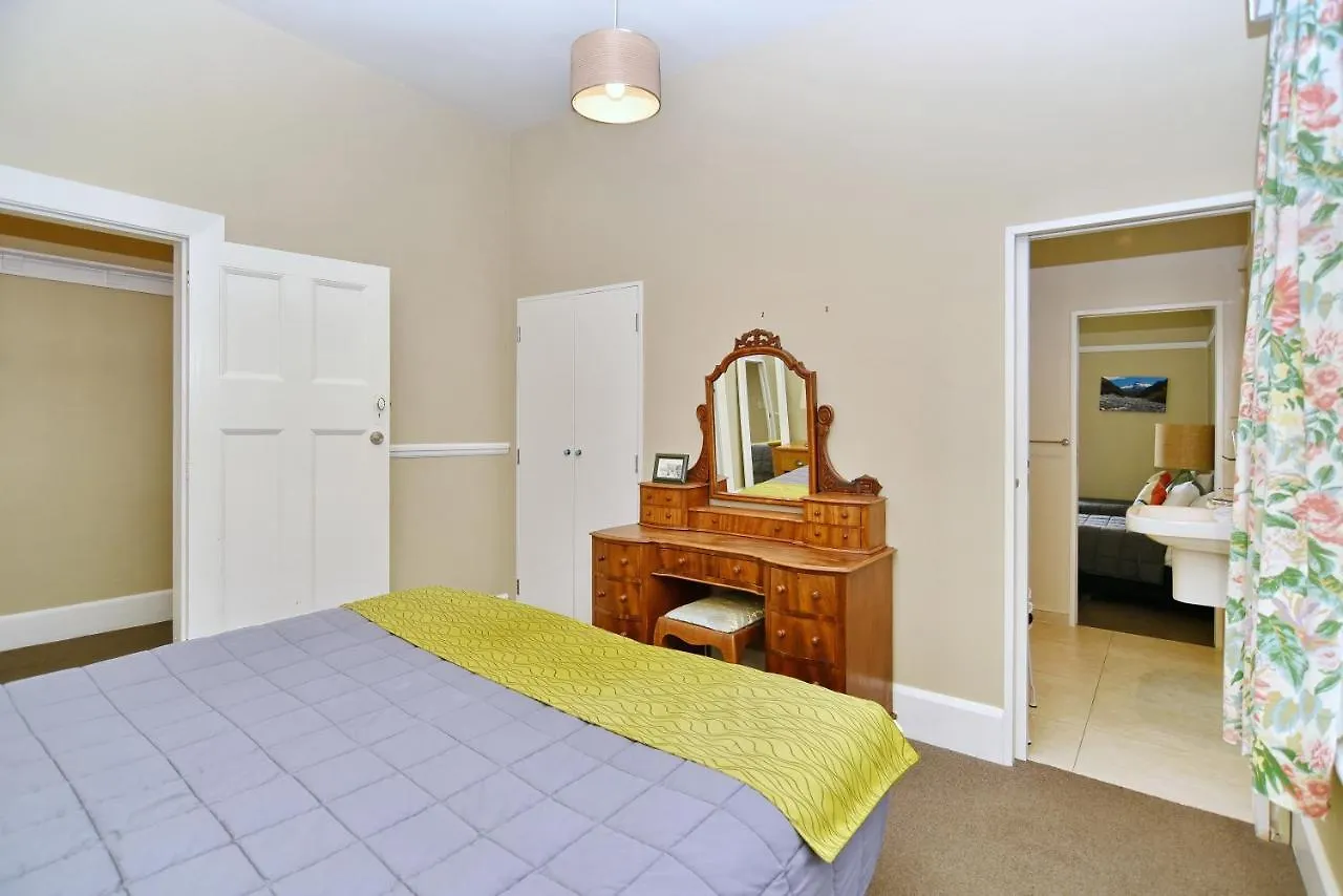 Clarence House - Christchurch Holiday Homes