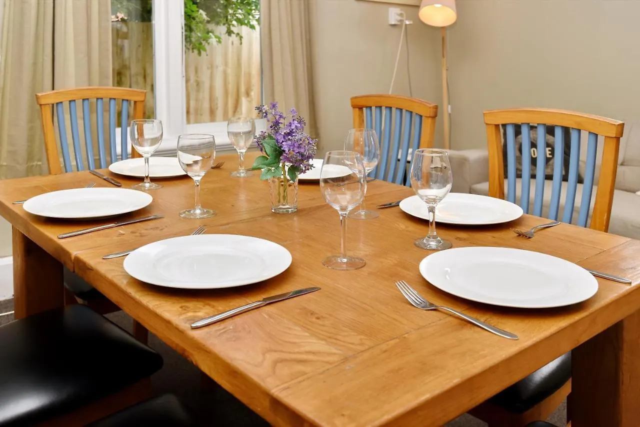 Clarence House - Christchurch Holiday Homes 0*,  New Zealand