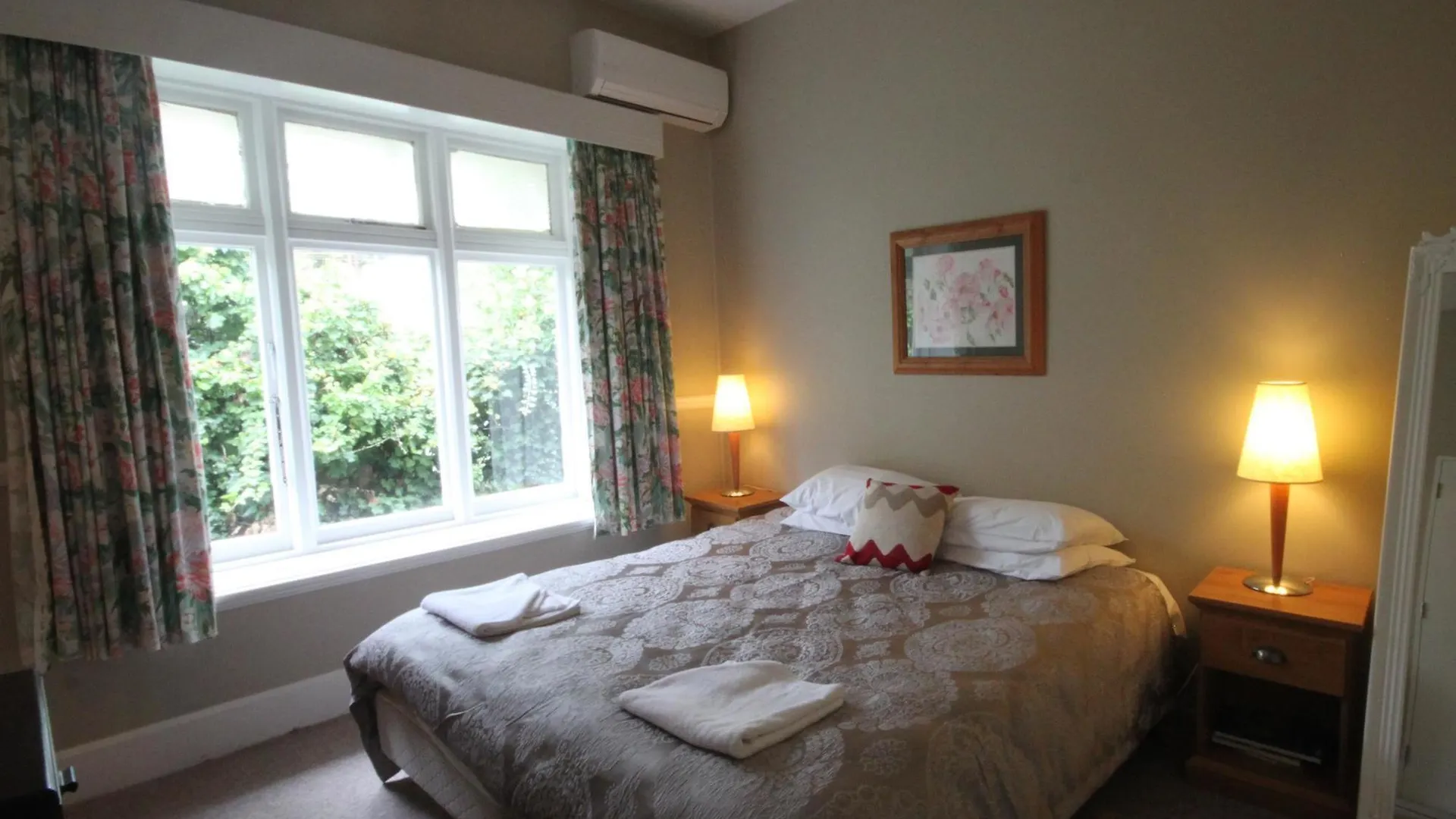 Clarence House - Christchurch Holiday Homes