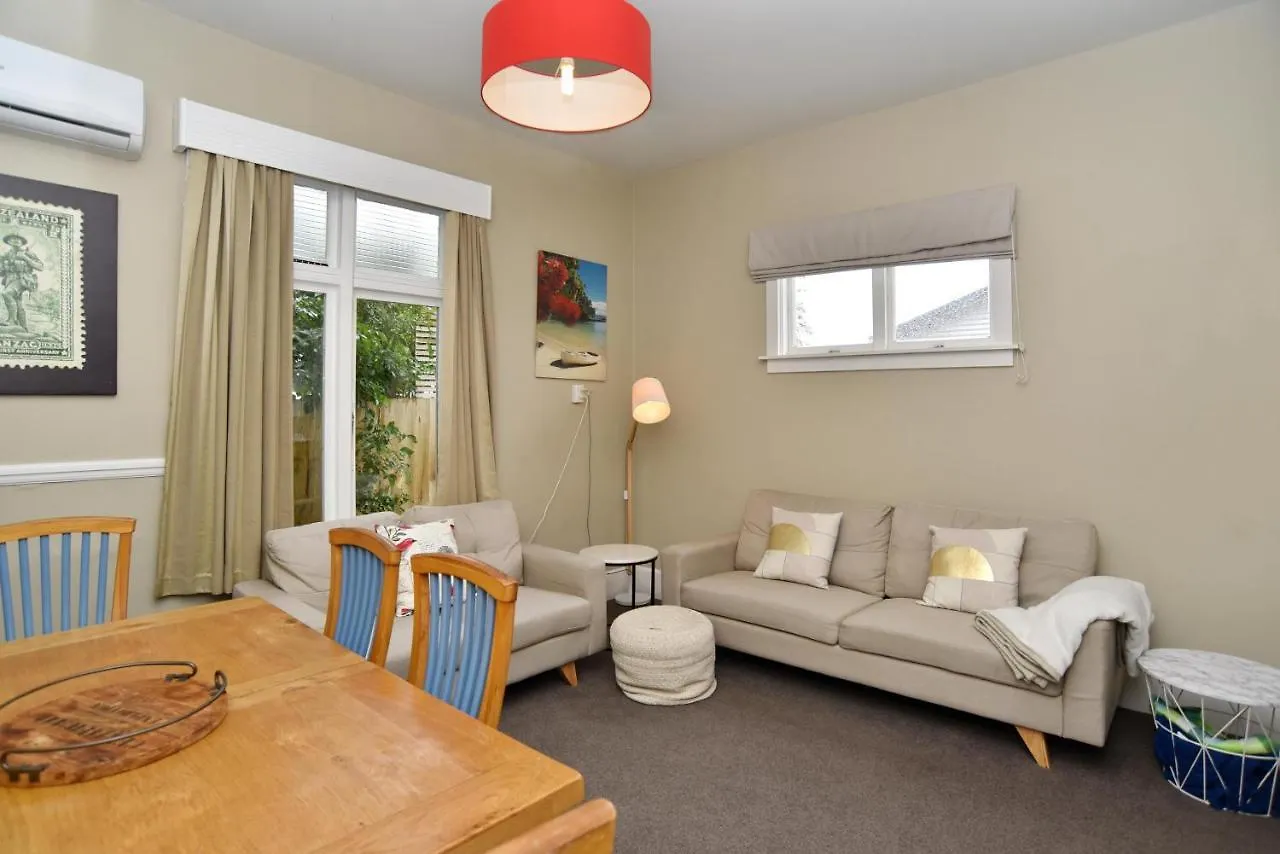 Clarence House - Christchurch Holiday Homes 0*,