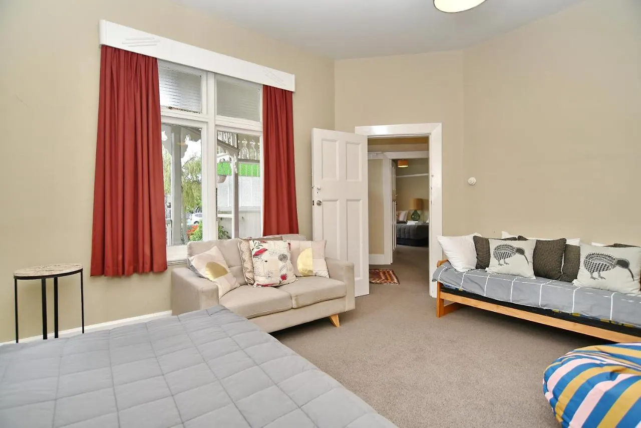Clarence House - Christchurch Holiday Homes نيوزيلندا